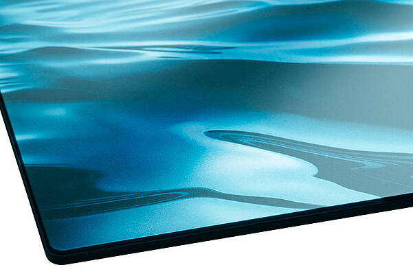 Metallic surface finishing on injection molded part in water optics