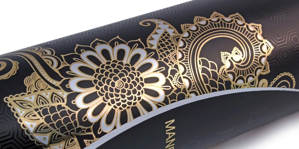 Glass or Plastic Packaging: Gold, Silver & Metallic Effects for Attractive Packaging